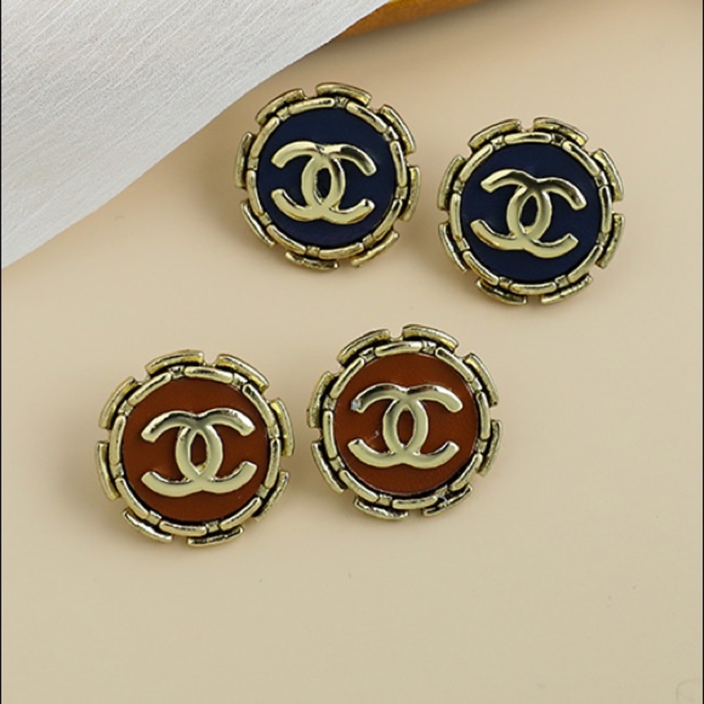 Fashion Letter Geometric Round Earrings